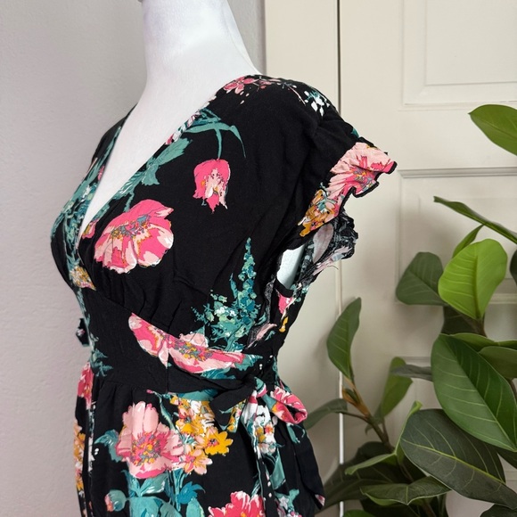 Xhilaration Black and Pink Floral Jumpsuit with V-Neckline - Picture 9 of 10